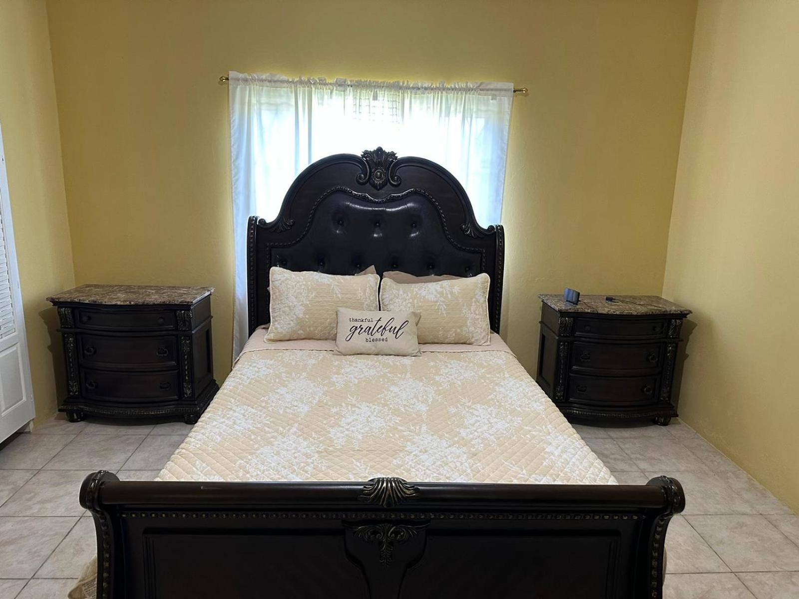 St Bess Comfort Style Black River Dış mekan fotoğraf